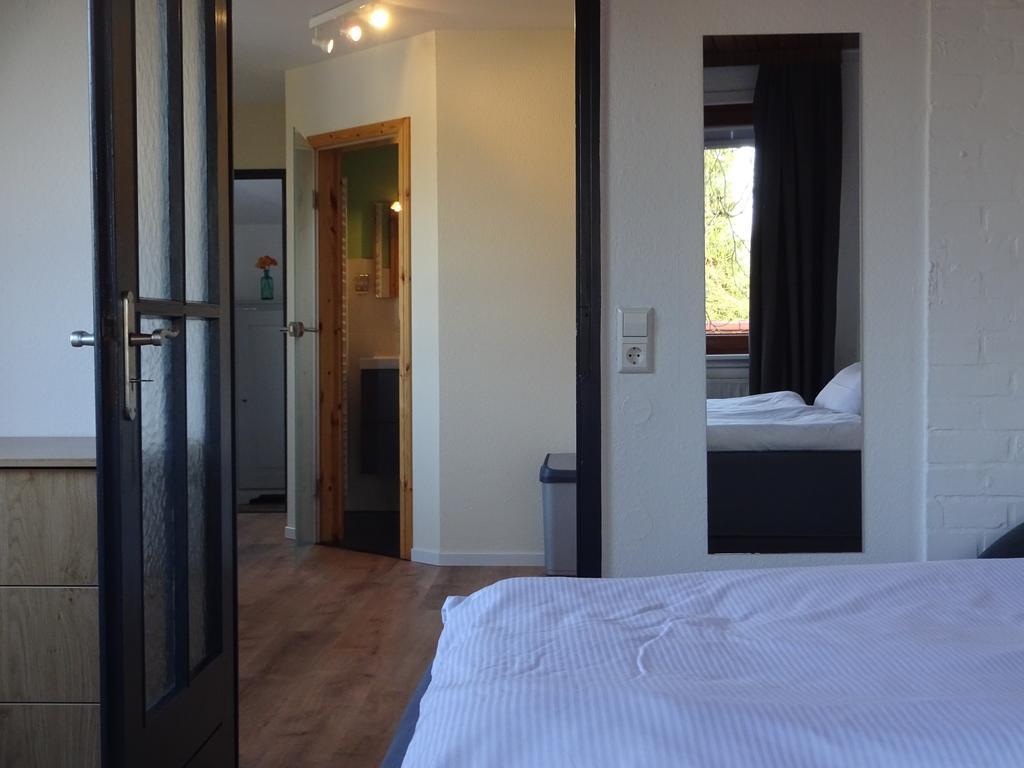 Henne-Apartment Messe Hannover Buitenkant foto