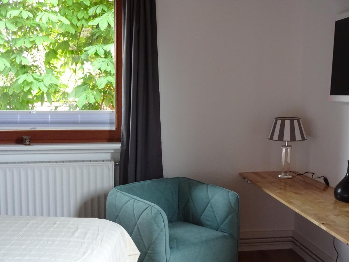 Henne-Apartment Messe Hannover Buitenkant foto